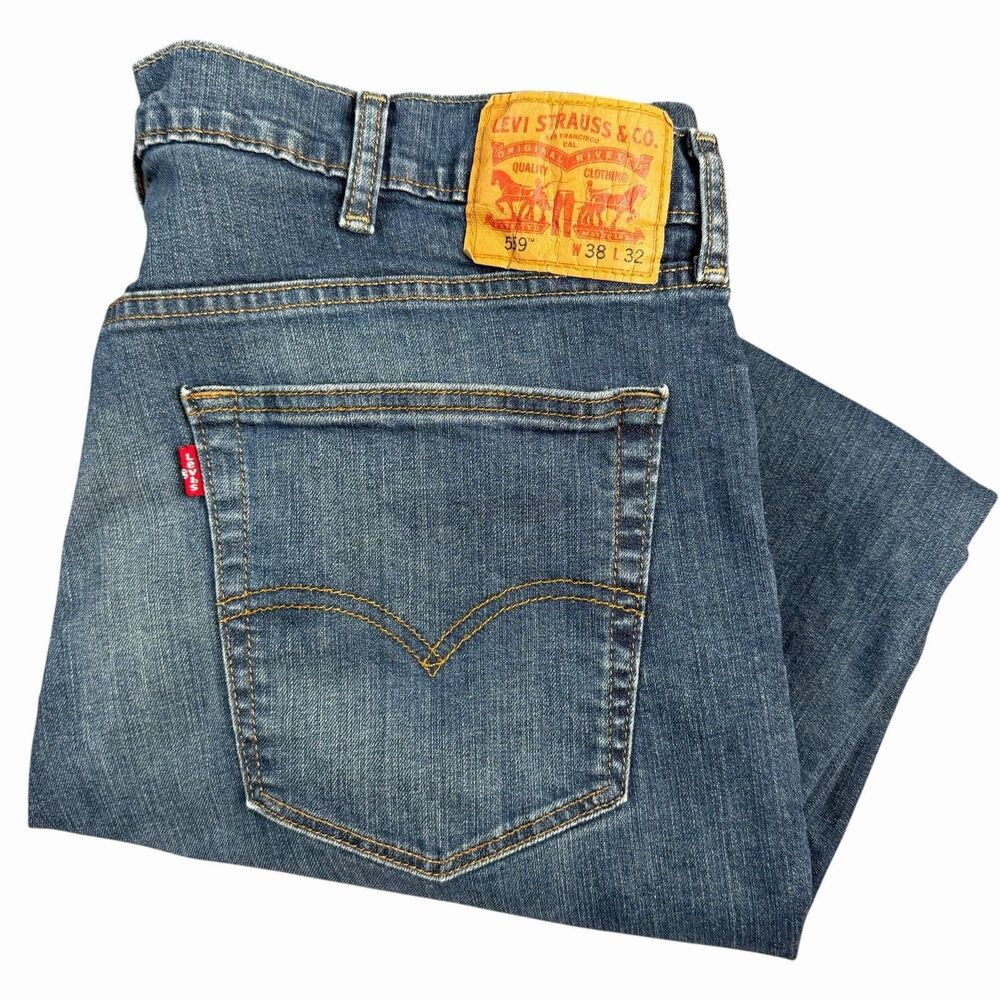 Levis 559 Relaxed Straight Jeans Men’s 38x32 Blue Dark Wash Denim Essential Y2K